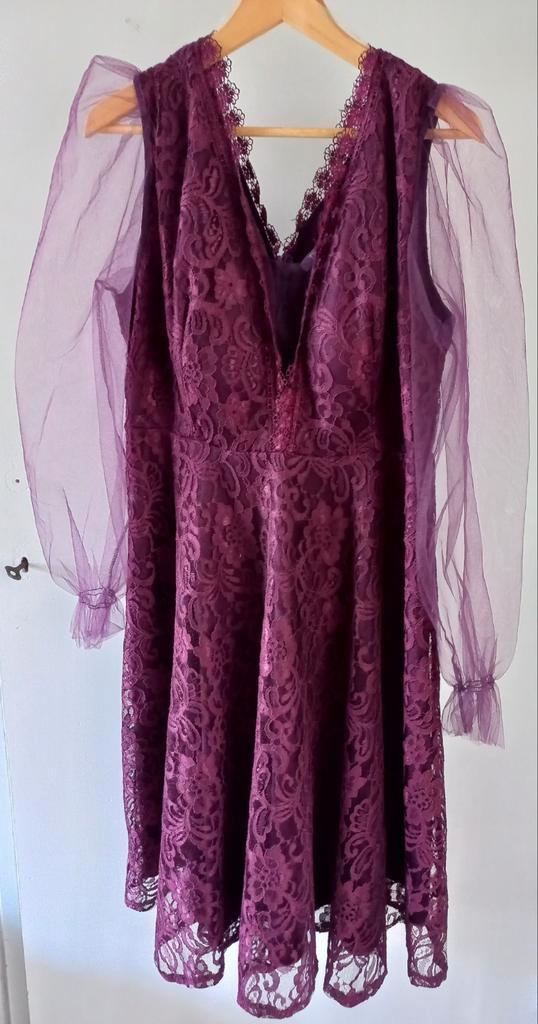 Elegante kanten jurk maat xl/xxl, Kleding | Dames, Grote Maten, Zo goed als nieuw, Jurk, Paars, Ophalen of Verzenden