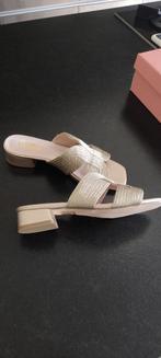 Muiltje/slipper merk POSH goud kleurig nieuw maat 38, Overige kleuren, Verzenden, Nieuw, Sneakers of Gympen