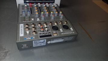 Mixer VONYX VMM-F401 beschikbaar voor biedingen