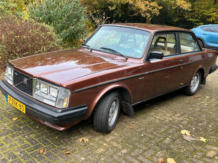 Volvo 242 2.1 Turbo Automatic 1984 Bruin, Auto's, Volvo, Particulier, Airconditioning, Centrale vergrendeling, Elektrische achterklep