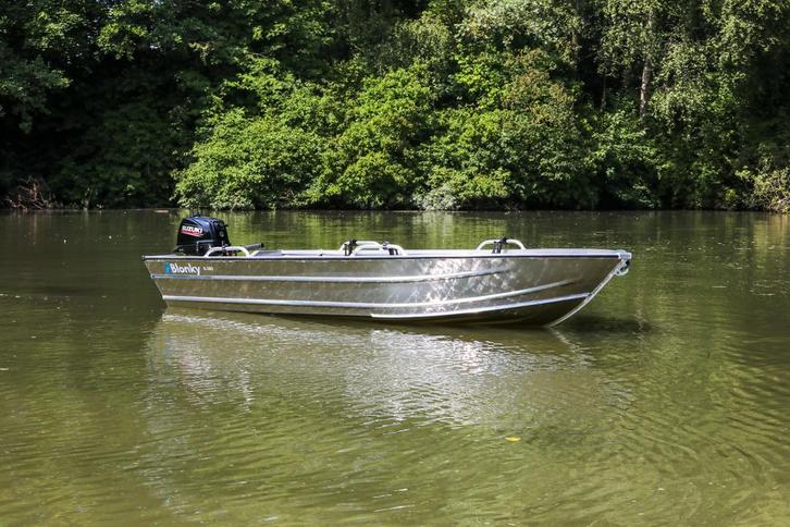 NIEUW 2025! De aluminium Blonky boot K380, volledig gelast, Watersport en Boten, Vis- en Consoleboten, Nieuw, 10 tot 30 pk, 3 tot 6 meter
