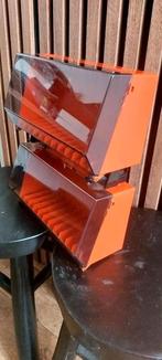 Retro oranje cassettebandjes opbergsysteem 2x12, Ophalen of Verzenden, Zo goed als nieuw, 2 t/m 25 bandjes, Met bewaardoos, rek of koffer