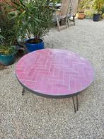 Salontafel met roze zelliges, Huis en Inrichting, Tafels | Salontafels, Ophalen, 50 tot 100 cm, Boho, Rond