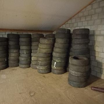 GEBRUIKTE BANDEN TE KOOP VEEL KEUZE VERSTUREN IS MOGELIJK beschikbaar voor biedingen