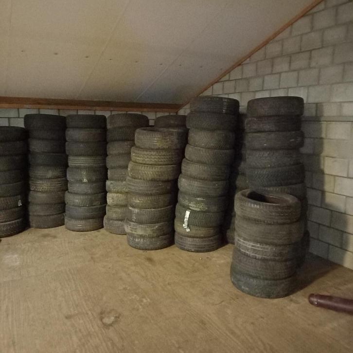 GEBRUIKTE BANDEN TE KOOP VEEL KEUZE VERSTUREN IS MOGELIJK, Auto-onderdelen, Banden en Velgen, Band(en), Zomerbanden, Overig, Gebruikt
