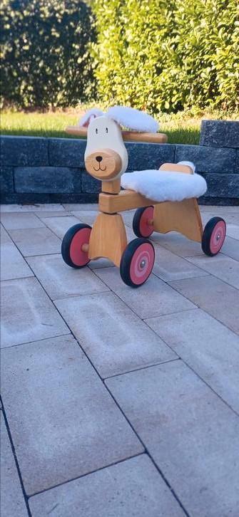 Loopfiets konijn beschikbaar voor biedingen