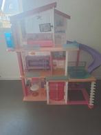 Super groot compleet barbiehuis met zwembad, glijbaan + lift, Kinderen en Baby's, Speelgoed | Poppenhuizen, Ophalen, Zo goed als nieuw