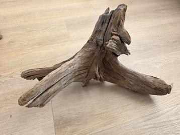 Aquarium hout beschikbaar voor biedingen