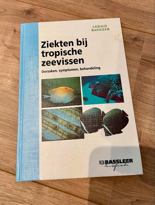 ziekten bij tropische zeevissen auteur Gerald Bassleer, Dieren en Toebehoren, Vissen | Aquaria en Toebehoren, Gebruikt, Overige typen