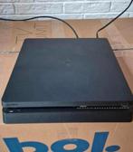 Playstation4 + 2 Sony Controllers, Ophalen of Verzenden, Zo goed als nieuw