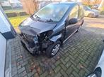 Toyota Aygo 1.0 12V Vvt-i 5DRS 2012 Grijs, Ophalen, Handgeschakeld, Zilver of Grijs, 998 cc