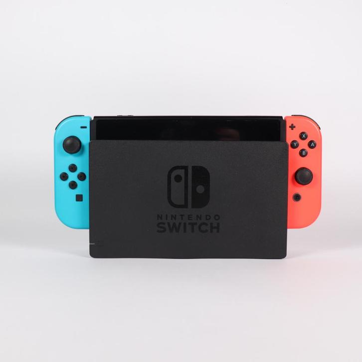 Nintendo Switch 32GB - B Grade, Spelcomputers en Games, Spelcomputers | Nintendo Switch, Gebruikt