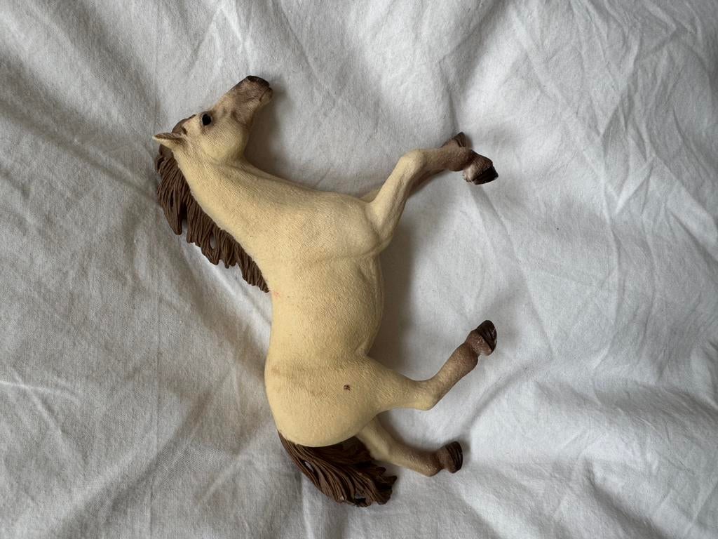 Schleich paard, Sieraden, Tassen en Uiterlijk, Broches, Ophalen of Verzenden, Zo goed als nieuw, Zilver, Overige materialen