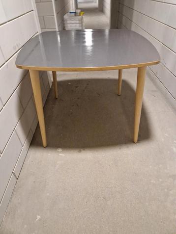 Ikea OMTÄNKSAM tafel