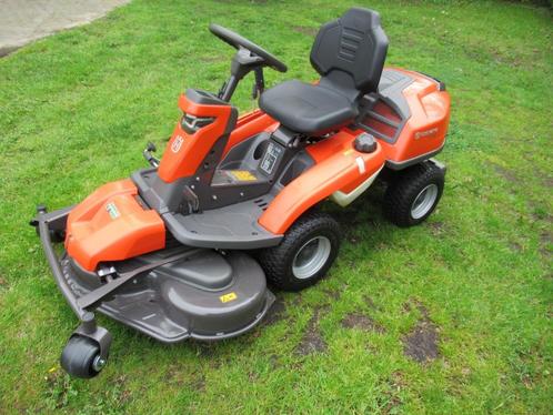 Husqvarna RIDER R318X   112cm mulch  frontmaaier demomachine, Tuin en Terras, Zitmaaiers, Zo goed als nieuw, 90 tot 120 cm, Elektrische starter