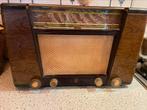 Een Vintage radio van Philips bakeliet, Ophalen of Verzenden