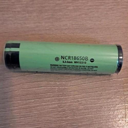 Nieuwe 18650 cellen panasonic NCR18650B PROTECTED versie, Audio, Tv en Foto, Accu's en Batterijen, Nieuw, Ophalen of Verzenden