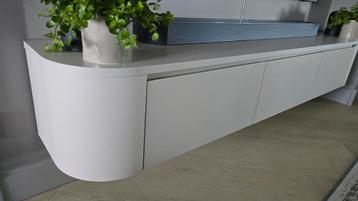 Japandi tv meubel beige beschikbaar voor biedingen