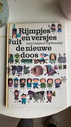 Rijmpjes en versjes uit de nieuwe doos. Groot gevonden boek, Boeken, Kinderboeken | Kleuters, Verzenden, Zo goed als nieuw