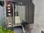 Zwart gasfornuis met oven, Witgoed en Apparatuur, Fornuizen, Zo goed als nieuw, Gas, Vrijstaand, 85 tot 90 cm