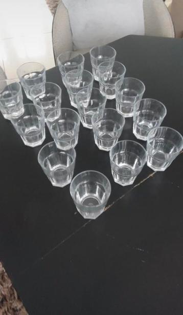 drink glazen  17x stuks van blokker beschikbaar voor biedingen
