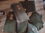 Donker groene kussen en bankhanger zgan hele set vierkant +, Ophalen of Verzenden, Zo goed als nieuw, Groen, Vierkant