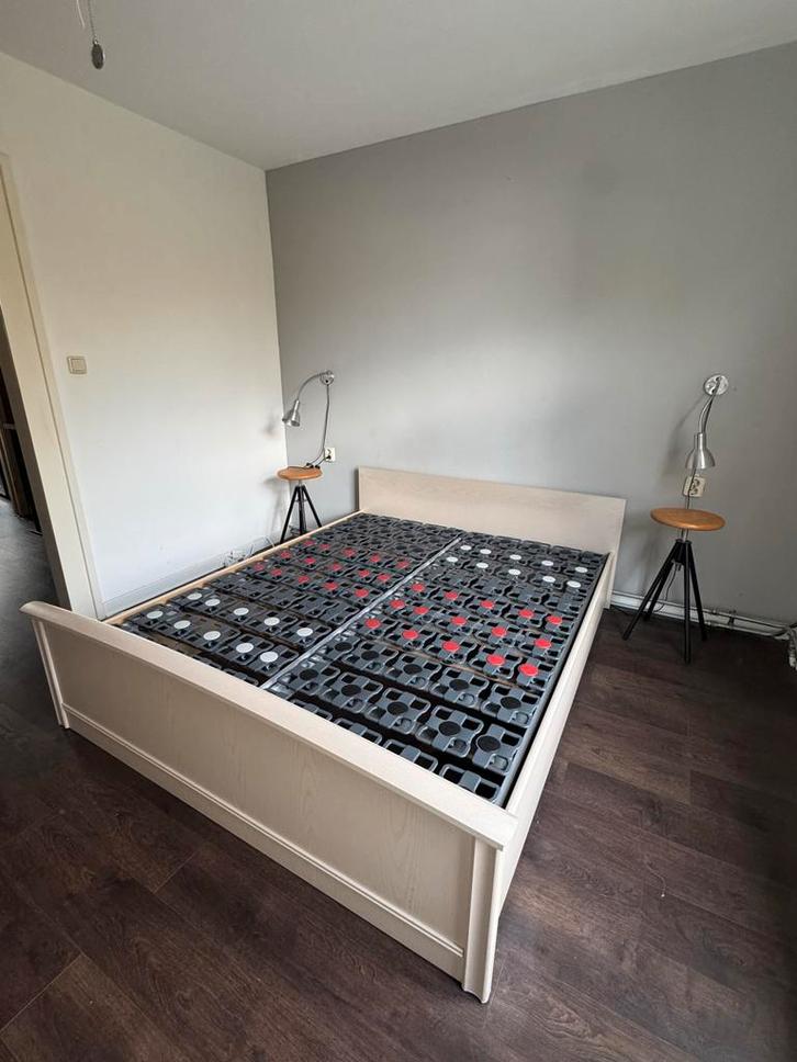 Houten bed 160x200 - Gebruikt, Huis en Inrichting, Slaapkamer | Bedden, Gebruikt, Tweepersoons, 160 cm, 200 cm, Hout, Beige, Ophalen