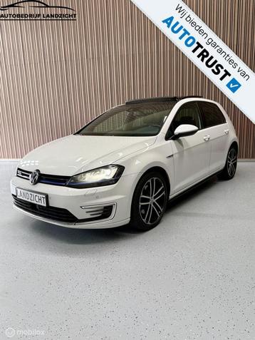Volkswagen Golf 1.4 TSI GTE PANO beschikbaar voor biedingen
