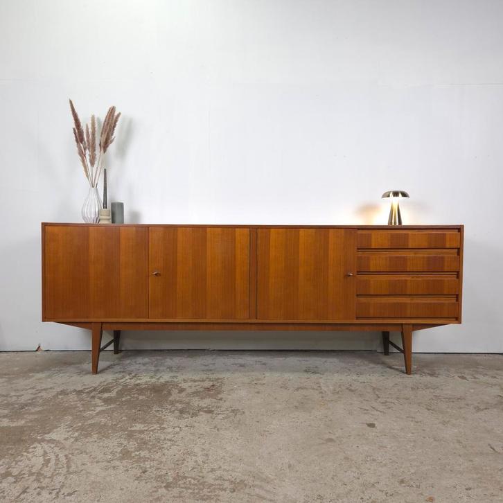 Vintage jaren 60 - 70 teak sideboard Duits, tv meubel, Huis en Inrichting, Kasten | Dressoirs, Gebruikt, 200 cm of meer, 25 tot 50 cm