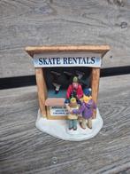Lemax skate rental kerstdorp kersthuisjes, Diversen, Kerst, Ophalen of Verzenden, Zo goed als nieuw