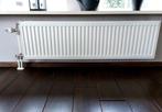 Diverse maten radiatoren met thermostaatkraan, Doe-het-zelf en Verbouw, Verwarming en Radiatoren, Gebruikt, Radiator, Ophalen