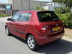 Skoda Fabia 1.6-16V Ambiente 105PK Automaat•Airco•Cruise, Stof, Gebruikt, 4 cilinders, Origineel Nederlands