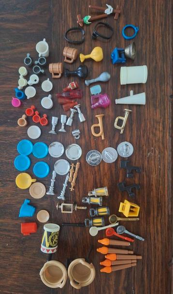 Playmobil onderdelen  beschikbaar voor biedingen