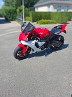 Yamaha r1, Motoren, 4 cilinders, Super Sport, Particulier, Meer dan 35 kW