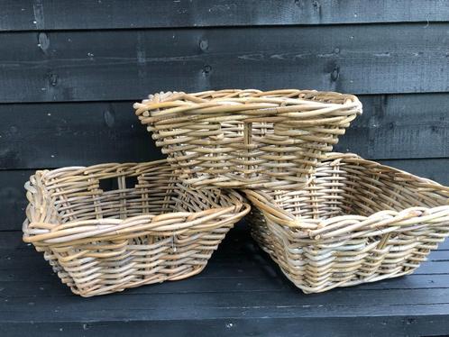 Restpartij Laatste 3Dik Rieten Brocante Grote (brood) Manden, Antiek en Kunst, Curiosa en Brocante, Ophalen of Verzenden