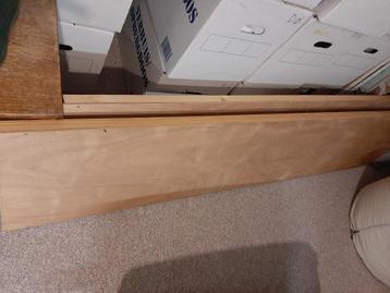 2 stuks meubelplaat 210*47*0,5cm beschikbaar voor biedingen