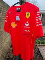 Ferrari F1 2024 shirt met handtekening Charles Leclerc, Ophalen of Verzenden, Nieuw, Formule 1