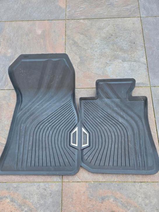 Rubber automatten BMW 3-,4 serie, M3 & M4 origineel €35,-, Dieren en Toebehoren, Paarden en Pony's | Beschermers, Zo goed als nieuw