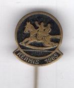 Kermis 1965 draaimolen zwart op koper speldje ( W_223a ), Verzamelen, Verzenden, Nieuw, Merk, Speldje of Pin