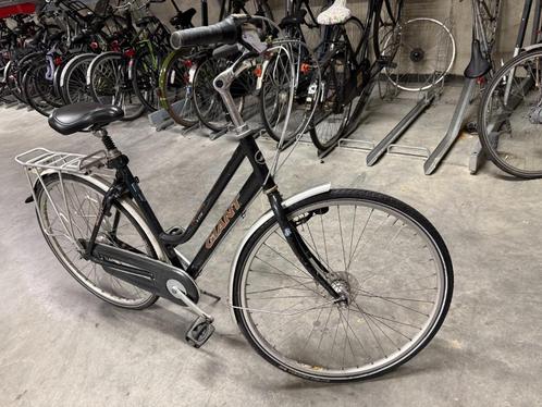 Damesfiets - 7 gears, Fietsen en Brommers, Fietsen | Dames | Damesfietsen, Gebruikt, Giant, Versnellingen, Ophalen