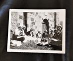 Oude foto Picknick 1932 met jonge dames, Ophalen of Verzenden, Voor 1940, Zo goed als nieuw, Foto