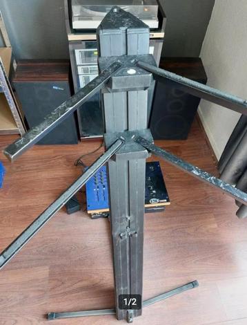 Ultimate Support AX-48 Pro B Plus Keyboardstandaard beschikbaar voor biedingen