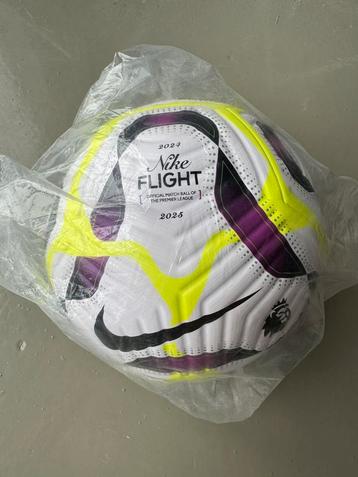 Gloednieuwe Nike Flight 2025 wedstrijdbal voetbal soccer beschikbaar voor biedingen