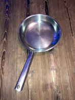 Fissler koekenpan 25 cm rvs geen inductie (1), Ophalen, Gebruikt, Rvs, Koekenpan of Braadpan