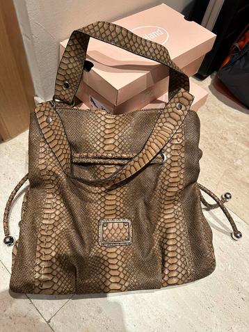 Bulaggi dames handtas nieuw met portemonnee beschikbaar voor biedingen