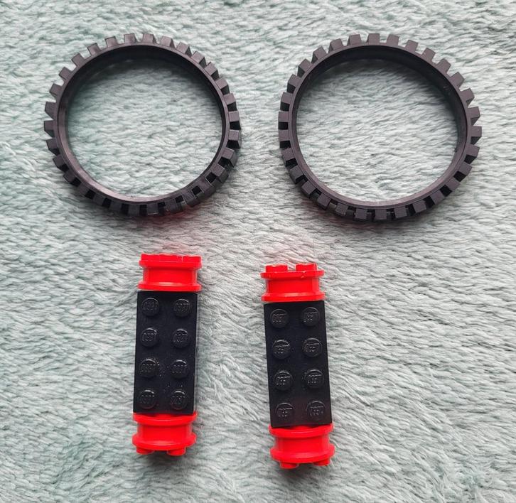 Lego rupsbanden met wielen en as blokjes 4x2x1 Zwart., Kinderen en Baby's, Speelgoed | Duplo en Lego, Gebruikt, Lego, Losse stenen