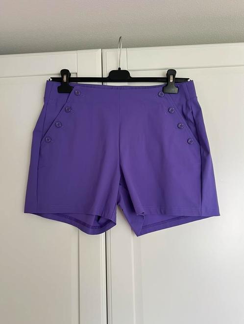 Studio anneloes romee short L paars travelstof, Kleding | Dames, Broeken en Pantalons, Zo goed als nieuw, Maat 42/44 (L), Paars