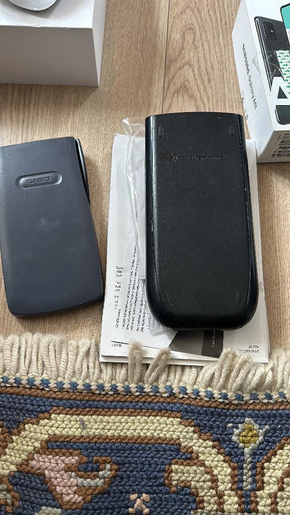 Texas instruments TI-84 Plus rekenmachine  + 1 GRATIS, Diversen, Rekenmachines, Ophalen of Verzenden, Grafische rekenmachine, Gebruikt