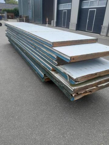 PUR panelen sandwich isolatie beschikbaar voor biedingen
