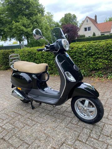 Vespa LX 50 2v 2013 45km brom scooter S  beschikbaar voor biedingen
